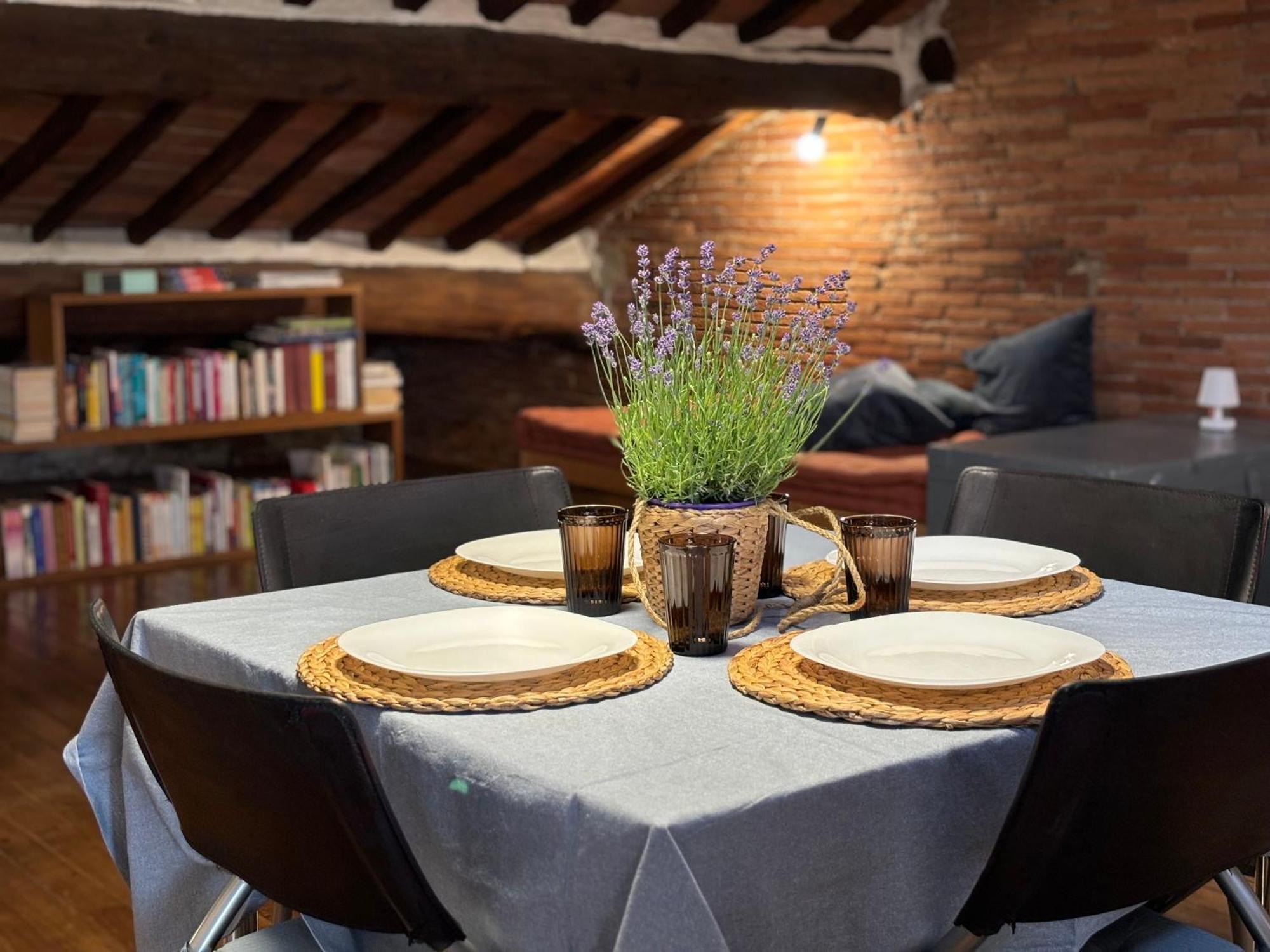 Lovely Apartment Λούκα Εξωτερικό φωτογραφία