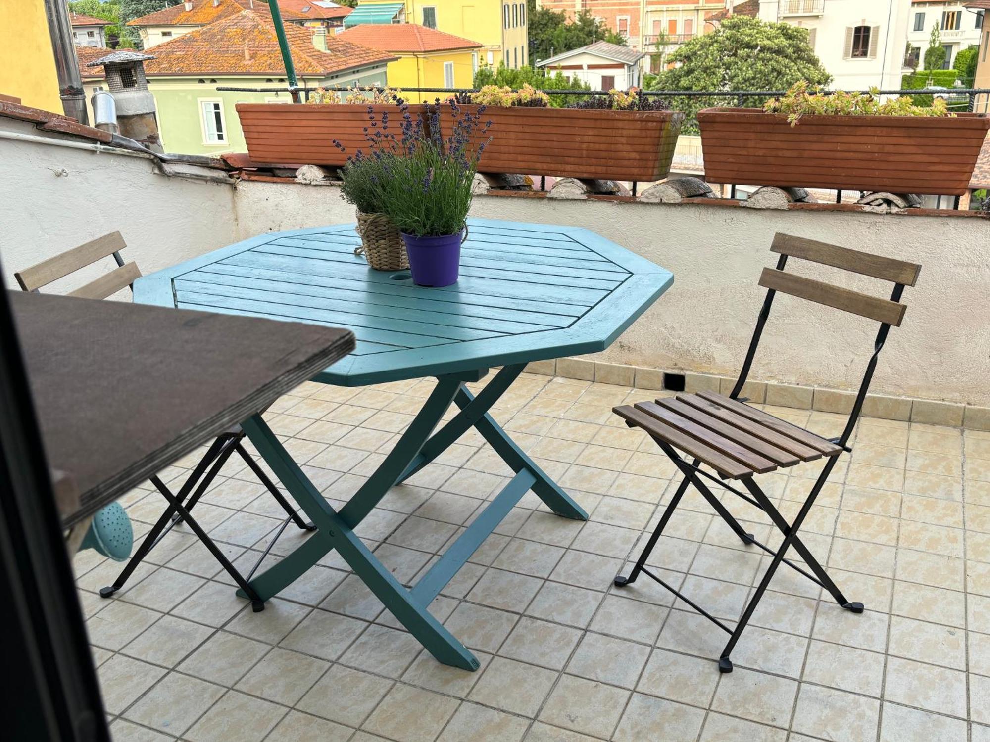 Lovely Apartment Λούκα Εξωτερικό φωτογραφία