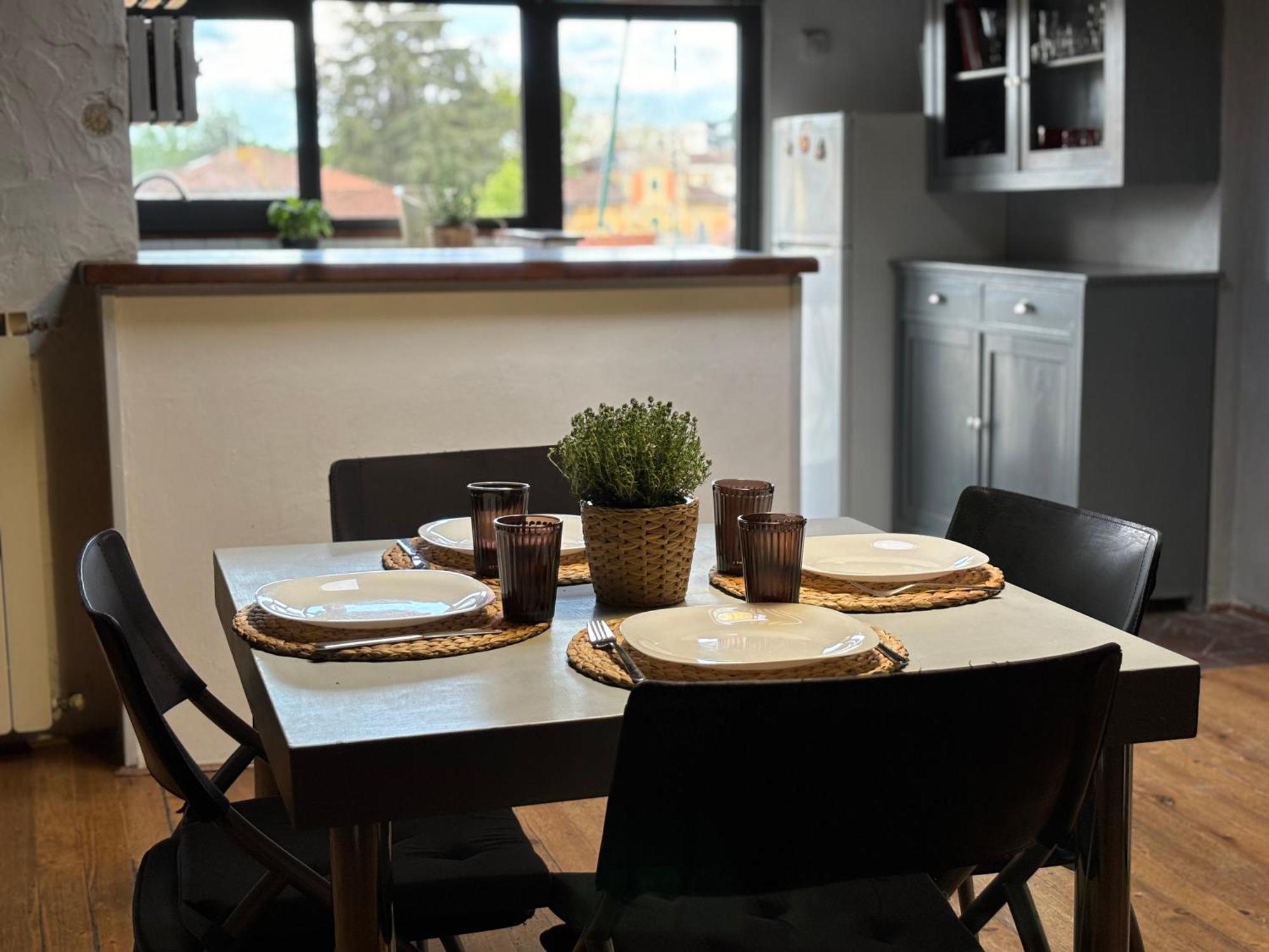Lovely Apartment Λούκα Εξωτερικό φωτογραφία